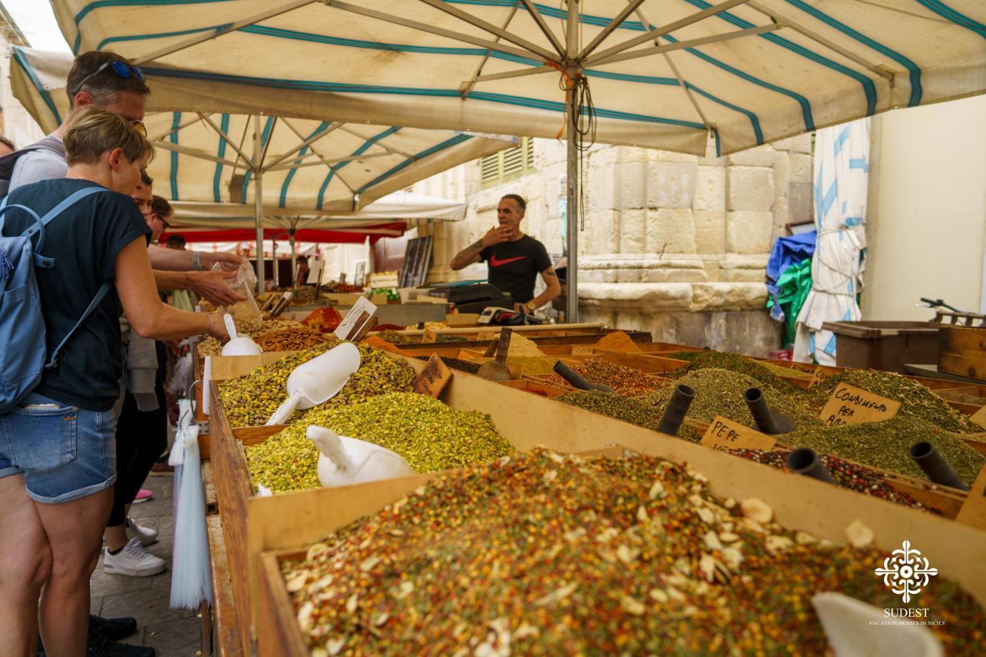 סירקוזה La Terrazza Sull'Antico Mercato Di Ortigia מראה חיצוני תמונה